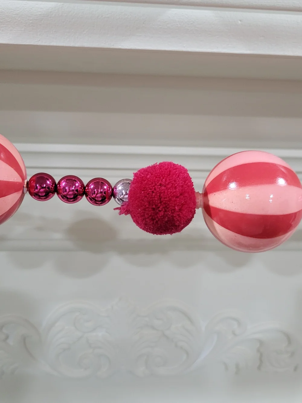 Ashland Candy Pom Pom Garland in Bright Pink and Light Pink